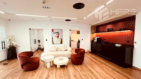 Spacious Office | Canal View | Corner View