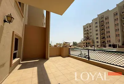 Large 3BR Apartment/Well maintained/Huge balcony