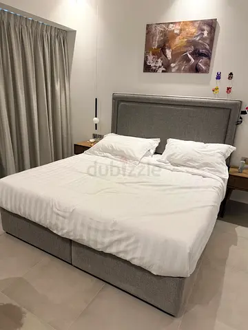 BRAND NEW King Size Bedroom Set (180x200 Bed + Hotel Mattress + 2 Nightstands)