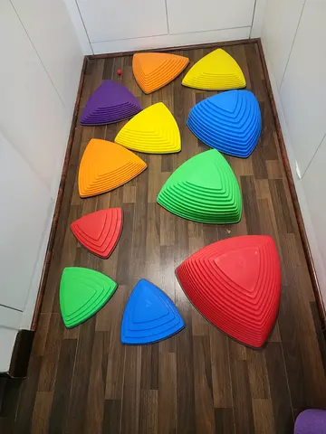 Gonge Set of colorful balance stepping stones / kid agility stones - very good condition