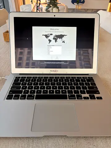 Apple MacBook Air 13-inch (Early 2015) – 128GB – Good Working Condition