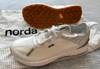 Norda 001M White/Gum trail running shoes - size 43.5 - new, newer worn