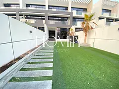 4BHK + MAID | LUXURY VILLA | VACANT