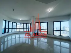 Spacious 3 BD with Balcony | Premium Location