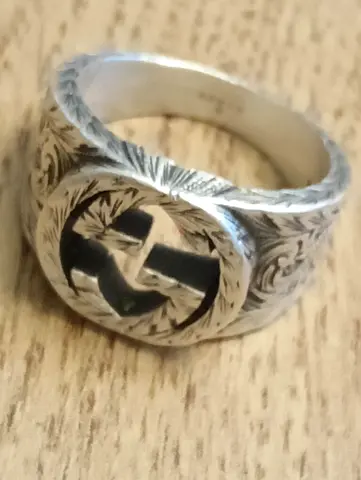 GUCCI Interlocking G Arabesque Ag 925 Sterling silver engraved men's signet Ring Size 10 US (62 EU)