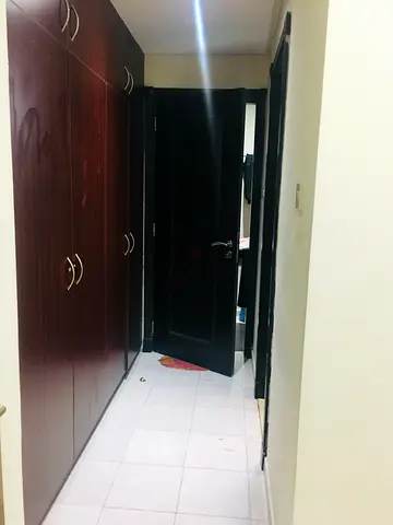 Executive big furnished master bedroom for rent in discovery gardens with attached bathroom