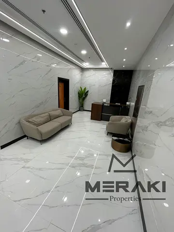 A ready-to-move-in 1-bedroom apartment for cash sale at a very attractive price in Al Ameera Village, with a very special layout and an open view.
