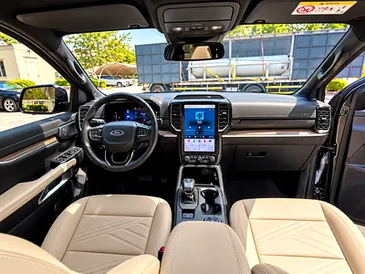 صورة 10 لـ 2024 FORD EVEREST