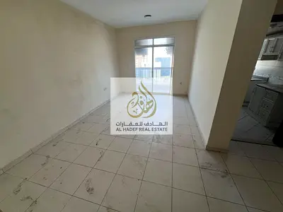 12 installments, balcony, free maintenance, spacious, prime location, easily accessible.