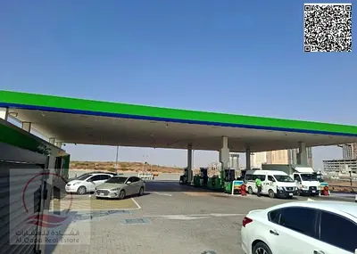 فرصة استثمارية نادرة للبيع في عجمان – محطة بترول على شارع الشيخ محمد بن زايد الرئيسي