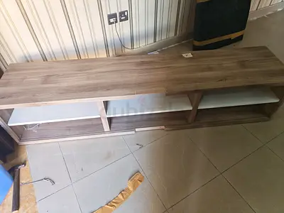 مكتبة تلفزيون مودرن