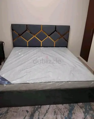 Brand-new Queen size Family bed frame with Mattress Available