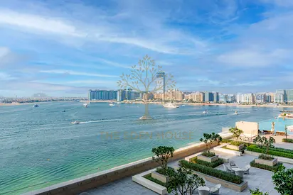 Coastal View 2BR | Beachfront Living
