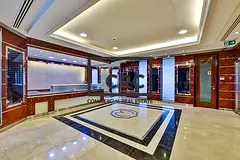 Executive Full Floor | Vacant | 360 View | 12 Bays