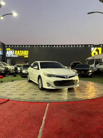 2013 Toyota AVALON 照片 3