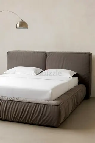 Modern Low-Profile Upholstered Double Bed with Padded Headboard