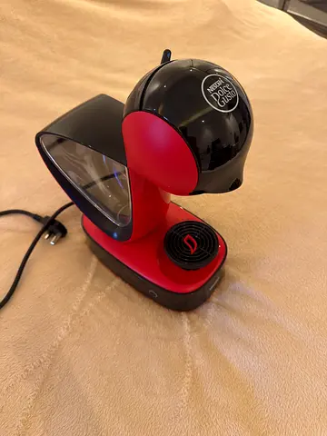 Nescafé Dolce Gusto Coffee Machine – Red & Black
