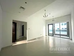 Stunning 1-BR | Prime Location | Modern Amenities
