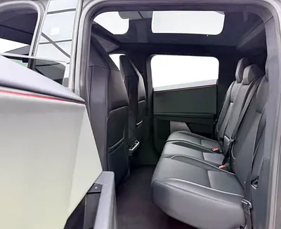 2026 Tesla CYBERTRUCK 缩略图 16