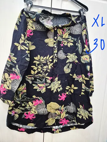 Black floral long-sleeve tunic top XL