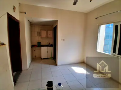 VERY GOOD STUDIO FOR FAMILY ON PRIME LOCATION JUST 16K
