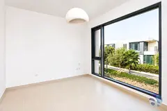 Spacious 4 BR + Maid | Ready To Move | Corner Unit |