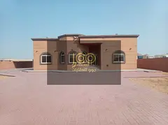 A spacious, family-friendly villa featuring a practical layout and comfortable living spaces.