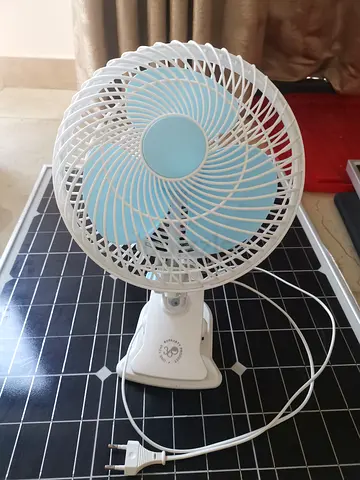 Portable desk/clip fan - compact USB/corded small fan