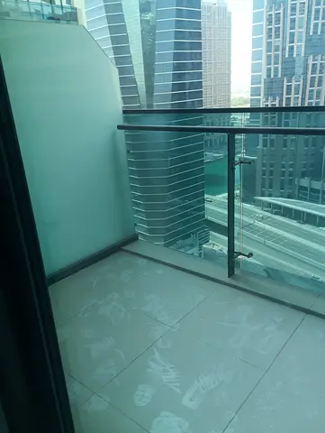 CANAL VIEW - HIGHER FLOOR l BRIGHT & SPCIOUS STUDIO l PRIME LOCATION
