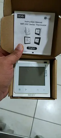 MOES WiFi 002 Series Smart Thermostat - Like New ( fix price )