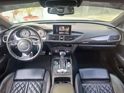 صورة 9 لـ 2014 AUDI S7