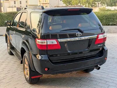 2011 Toyota FORTUNER 缩略图 14