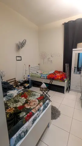 Bedspace for girls near Burjuman with attached bath