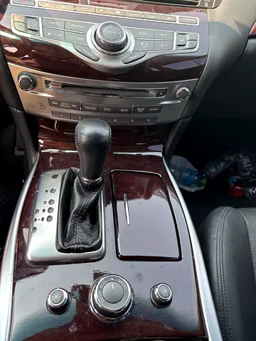 2015 Infiniti Q70 — фото 6