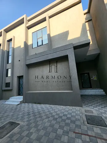 Near RAK hospital l GEMS school l Modern l Spacious l 3 Bed + Maids l Attached Villa l Small Compound l Main Rd