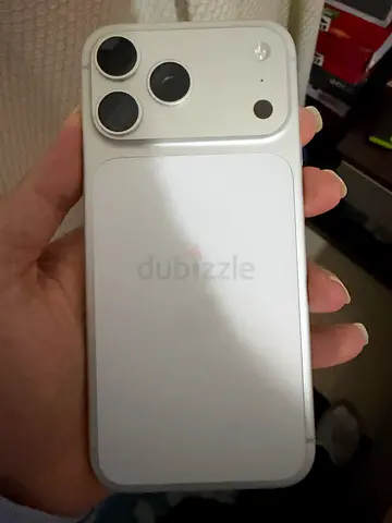 iPhone 17 pro max 256 with apple care until 2028