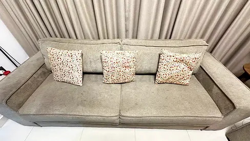 3+2-seater grey fabric Pan Emirates sofa in good condition.