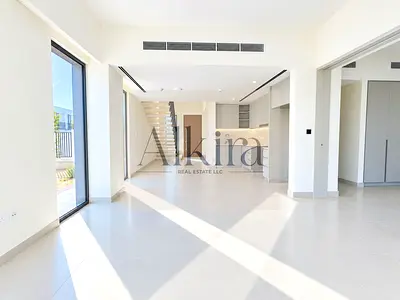 VACANT | 4 BR + MAID | CLOSE TO POOL | FAMILY HOME