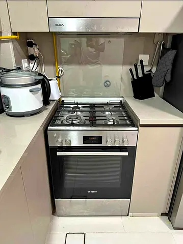 Bosch Full Gas Cooker 60x60cm With Oven Excellent Condition