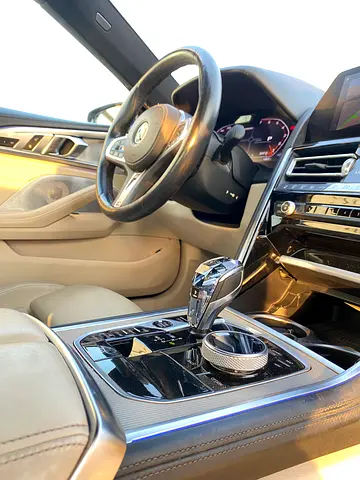 2019 BMW 8-SERIES — фото 9