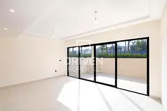 Single Row | Close to Amenities | Multiply Options