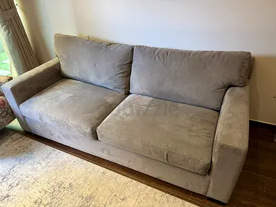Almost excellent condition crate&barrel axis three seater pull out sofa bed