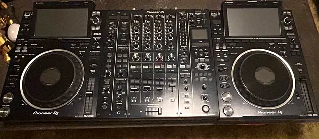 Pioneer CDJ 3000 DJM A9
