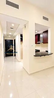 Studio | vacant | spacious close to metro