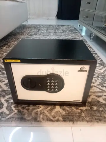 Small Electronic Home Safe with Digital Keypad - Good Condition
