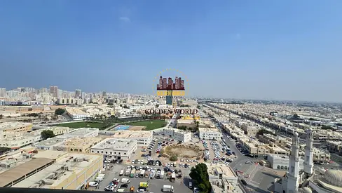 For annual rent in Al Qasimia Al Mahatta, Sharjah. 3 bedrooms, living room, master bedroom, 3 bathrooms, 2 balconies, open view and parking.