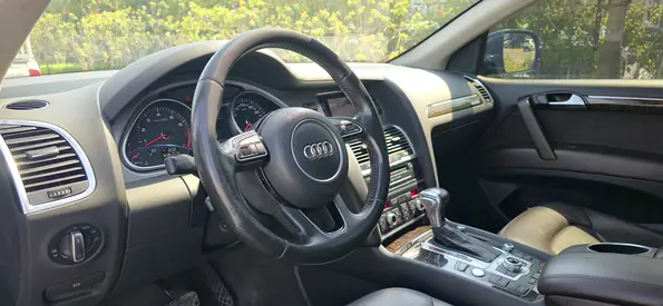 2016 AUDI Q7 照片 8