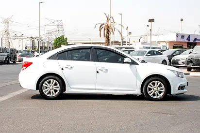 صورة 8 لـ 2013 Chevrolet CRUZE