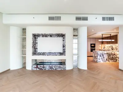 High Floor | Upgraded Unit | Spacious Layout