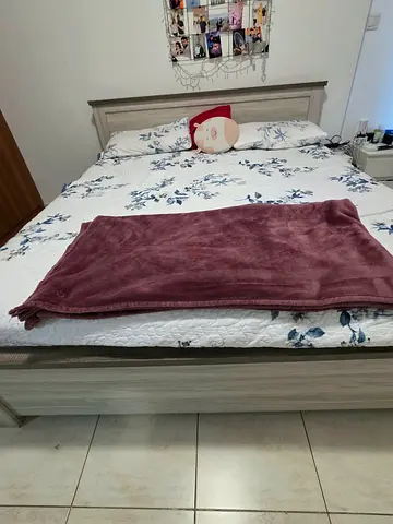 King Size Cot with Matress